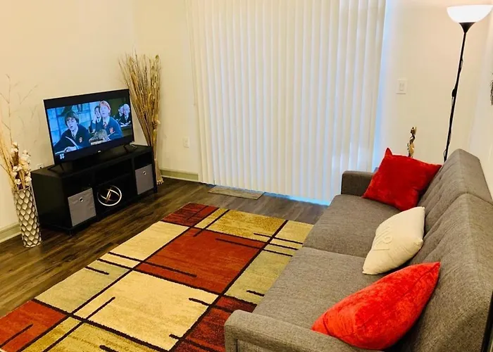 Downtown Apt Free Parking - Pool - Gym - Fully Kitchen