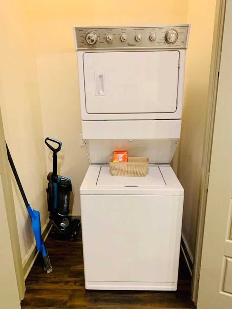Downtown Free Parking - Pool - Gym - Fully Kitchen Daire Houston