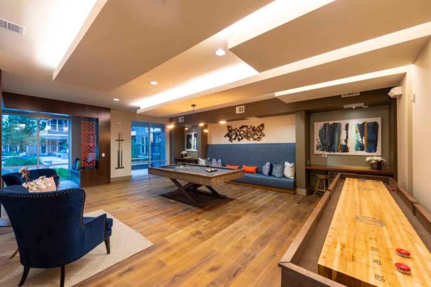 Downtown Free Parking - Pool - Gym - Fully Kitchen Daire *